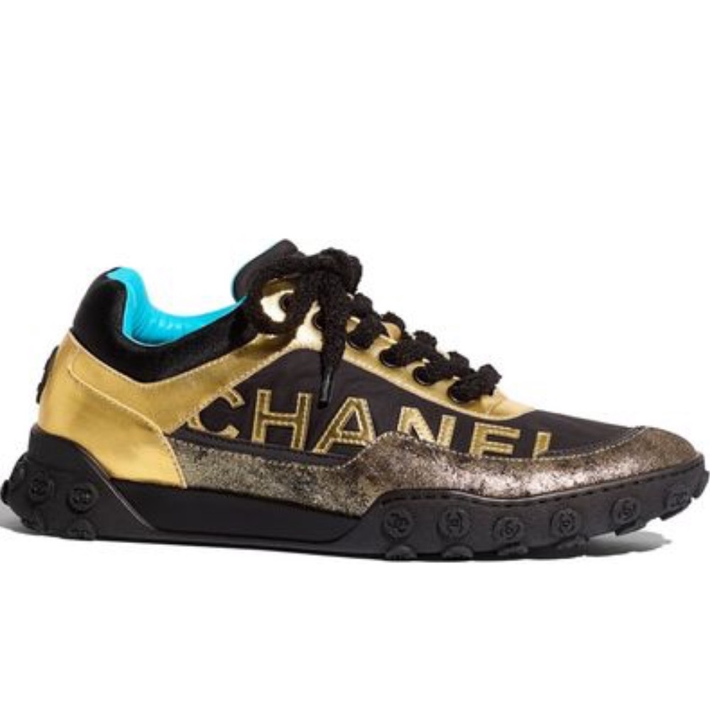CHANEL LOW TOP Sneakers